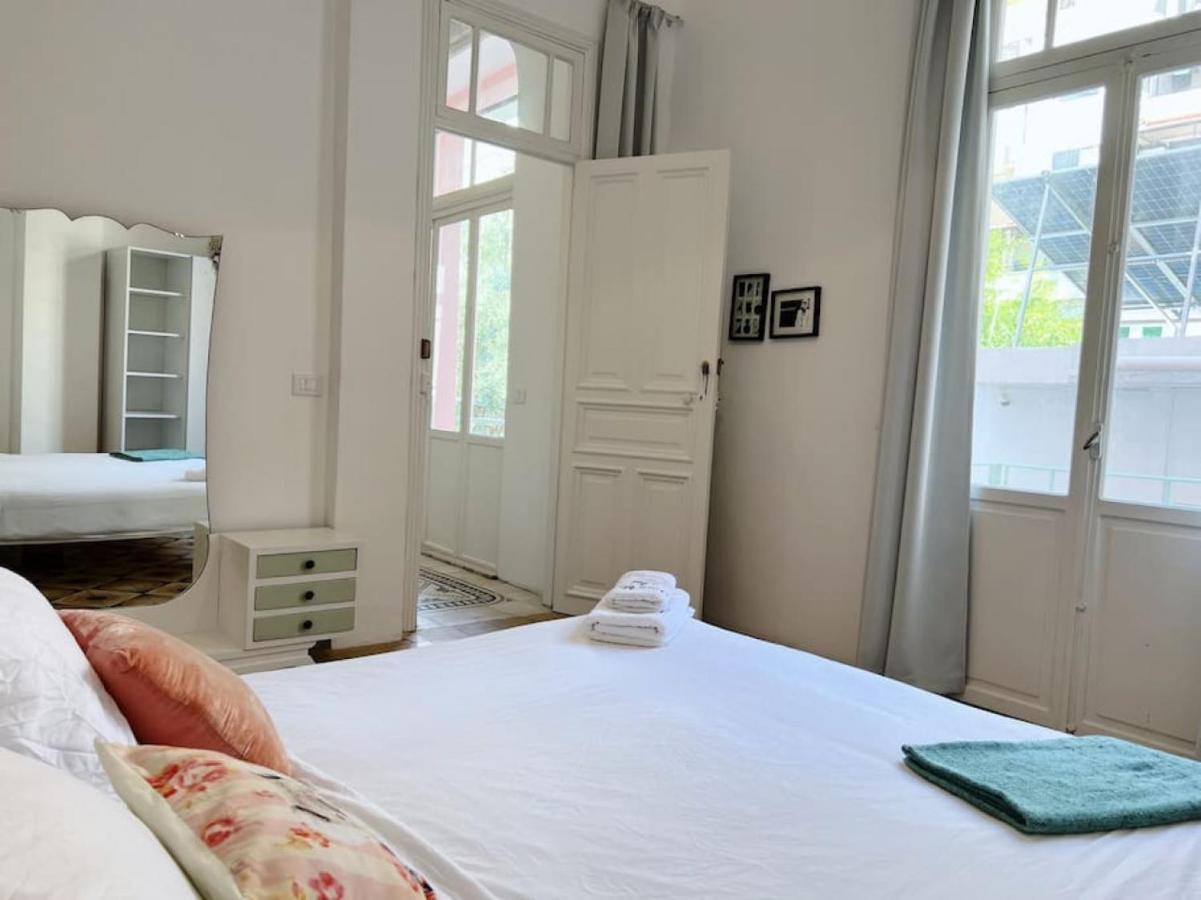 Vintage 4br Mar Mikhael Apartment *